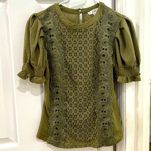 Small green casual/dressy work shirt